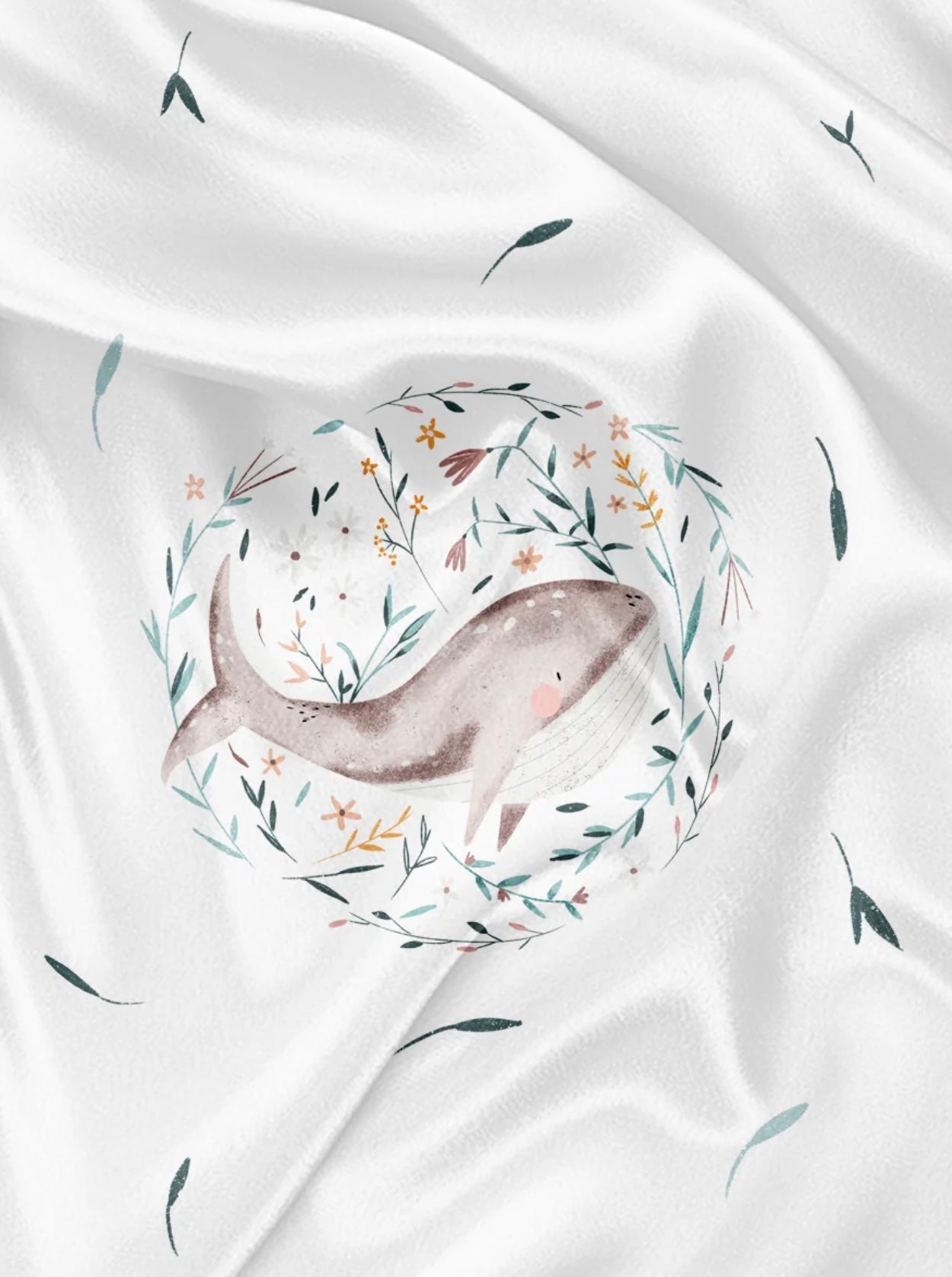 Serviette de plage polyvalente - Baleine feuillage fond blanc