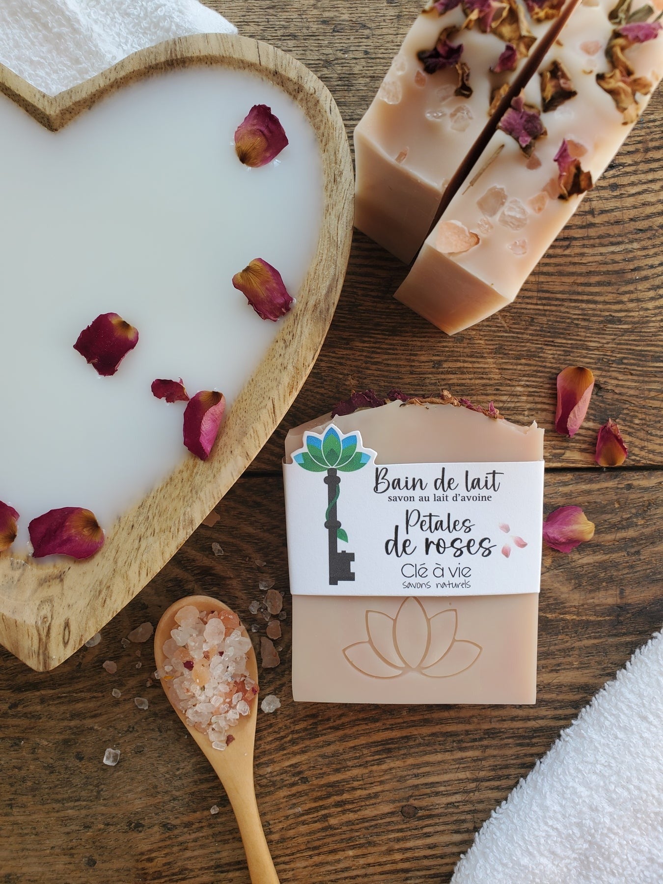 Savon - Lait de bain, pétales de roses