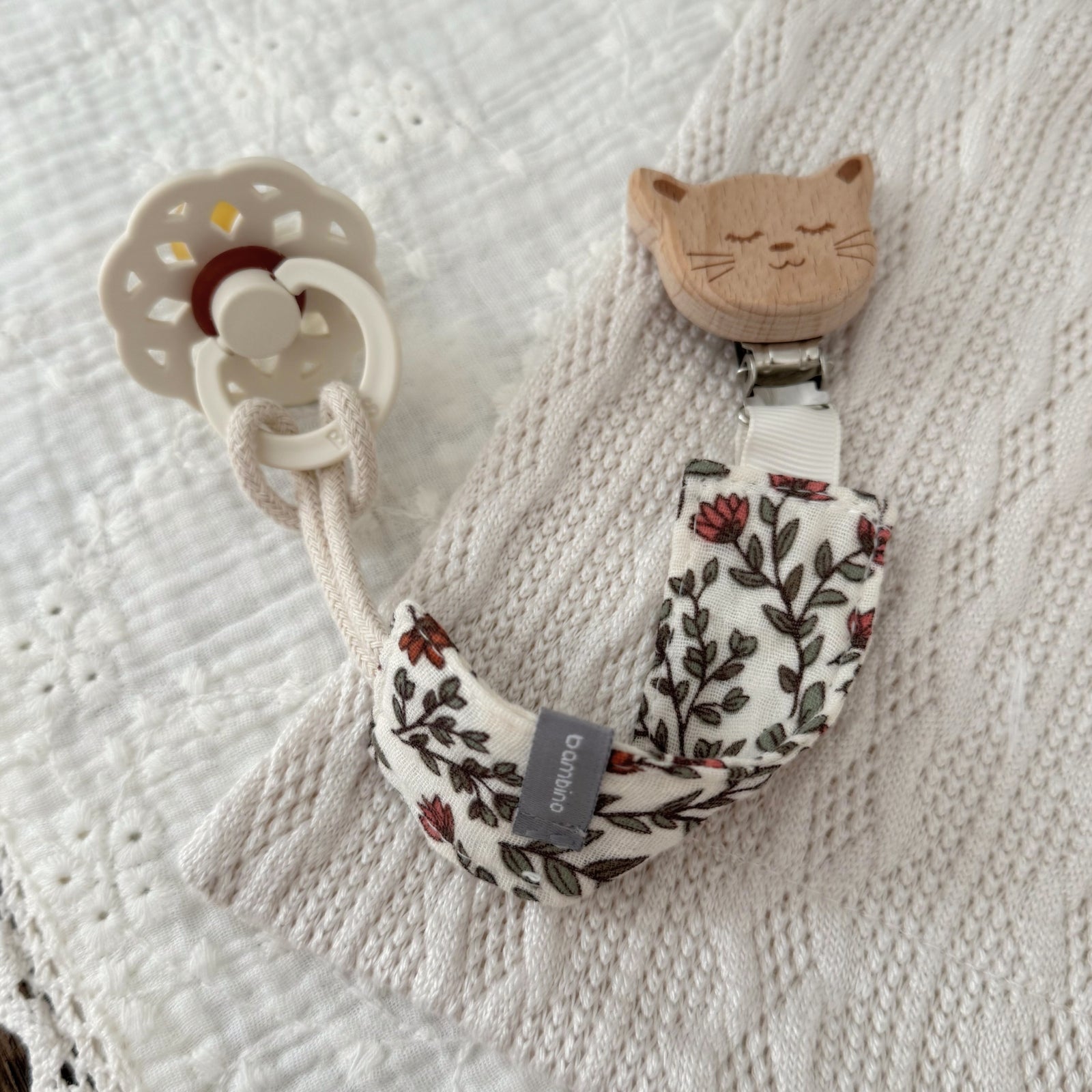 Attache-suce - Chat en Mousseline de Coton