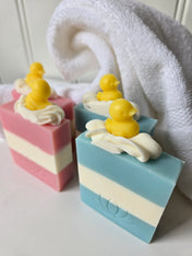 Savon - C'est l'heure du bain mon petit poussin!