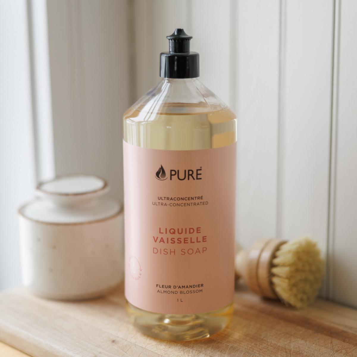 Pure_1411_liquide_vaisselle_fleur_damandier_1Ldish_soap_almond_blossom.png