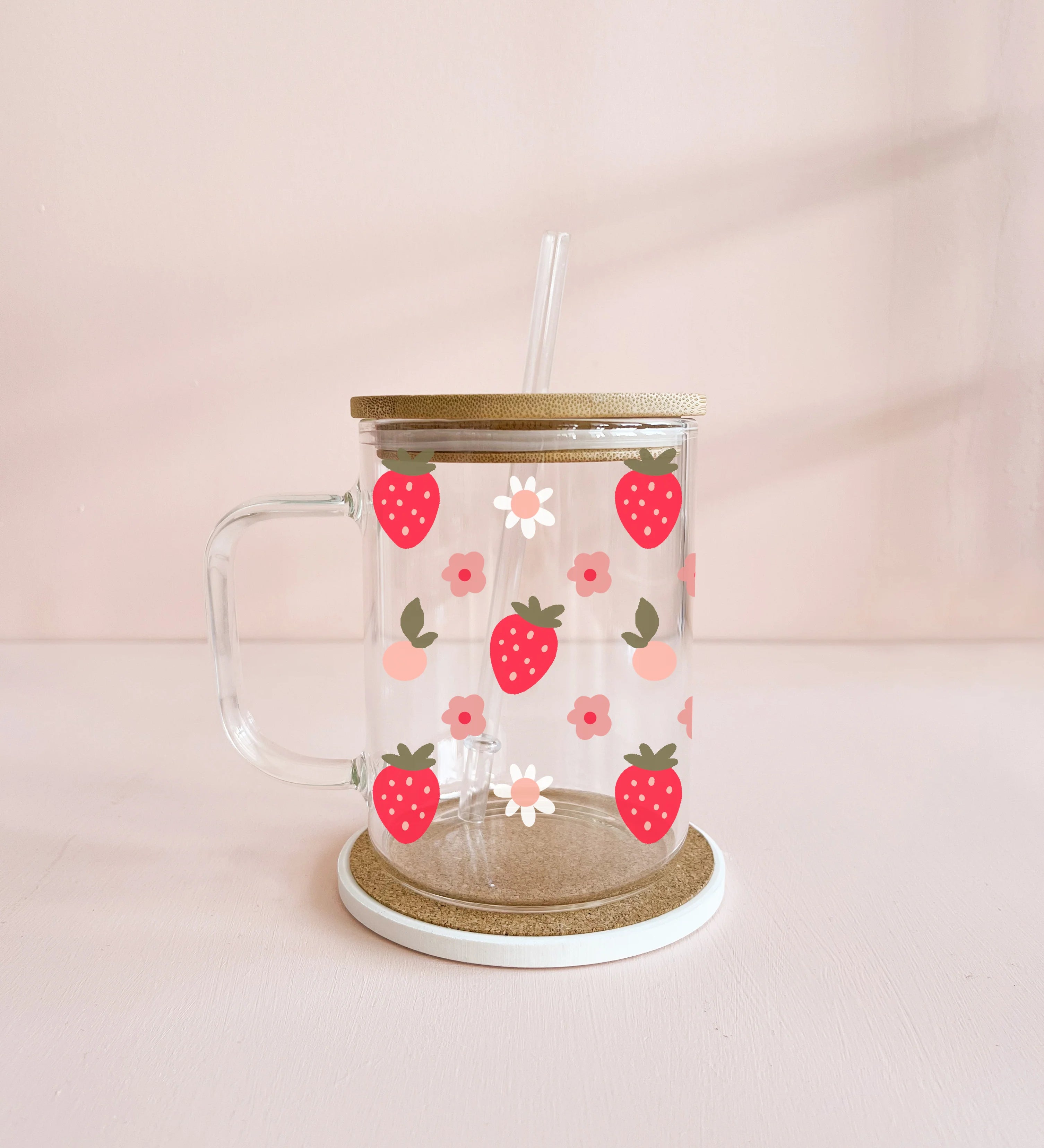 TASSE_FRAISES_FLEURS.webp