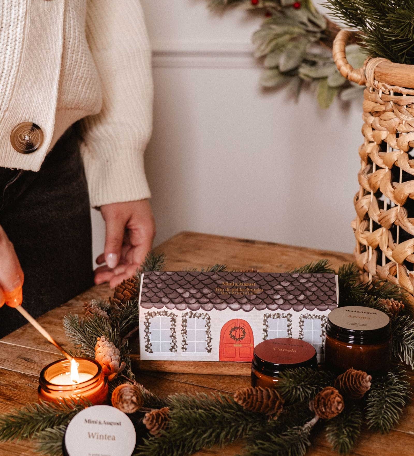 The-Little-Christmas-Box-3-set-c.jpg