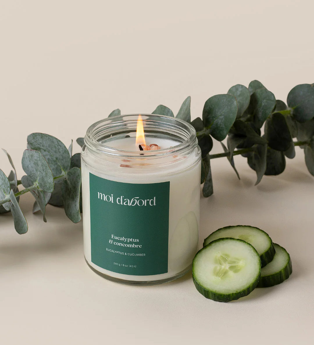 bougie-soja-quebec-eucalyptus-concombre-2_85eda344-bfa6-4047-835d-ab83d6e97621.webp