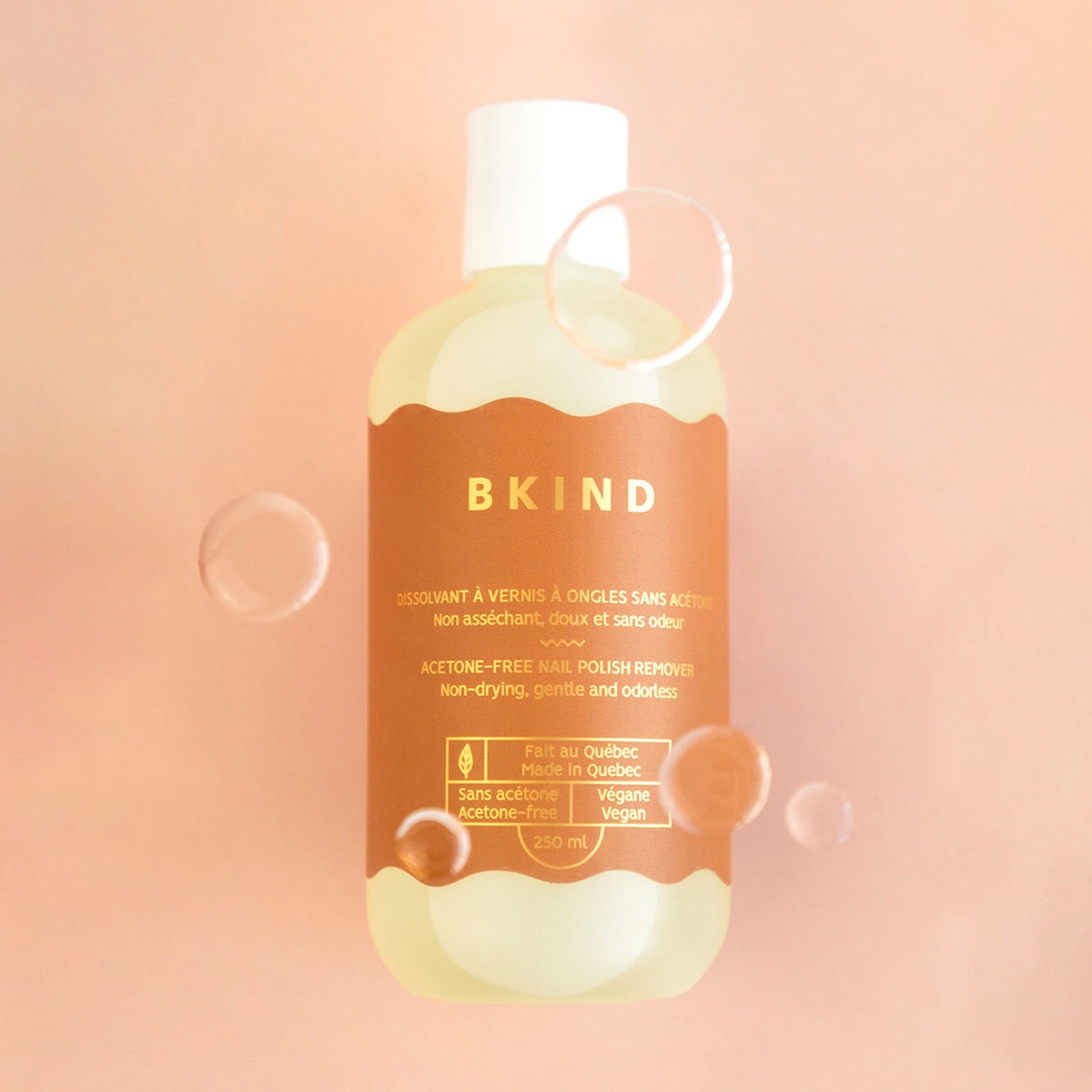 Dissolvant à vernis à ongles sans acétone