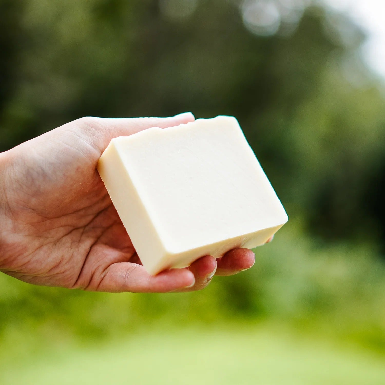 Savon La Globetrotteuse - Corps, cheveux, lessive