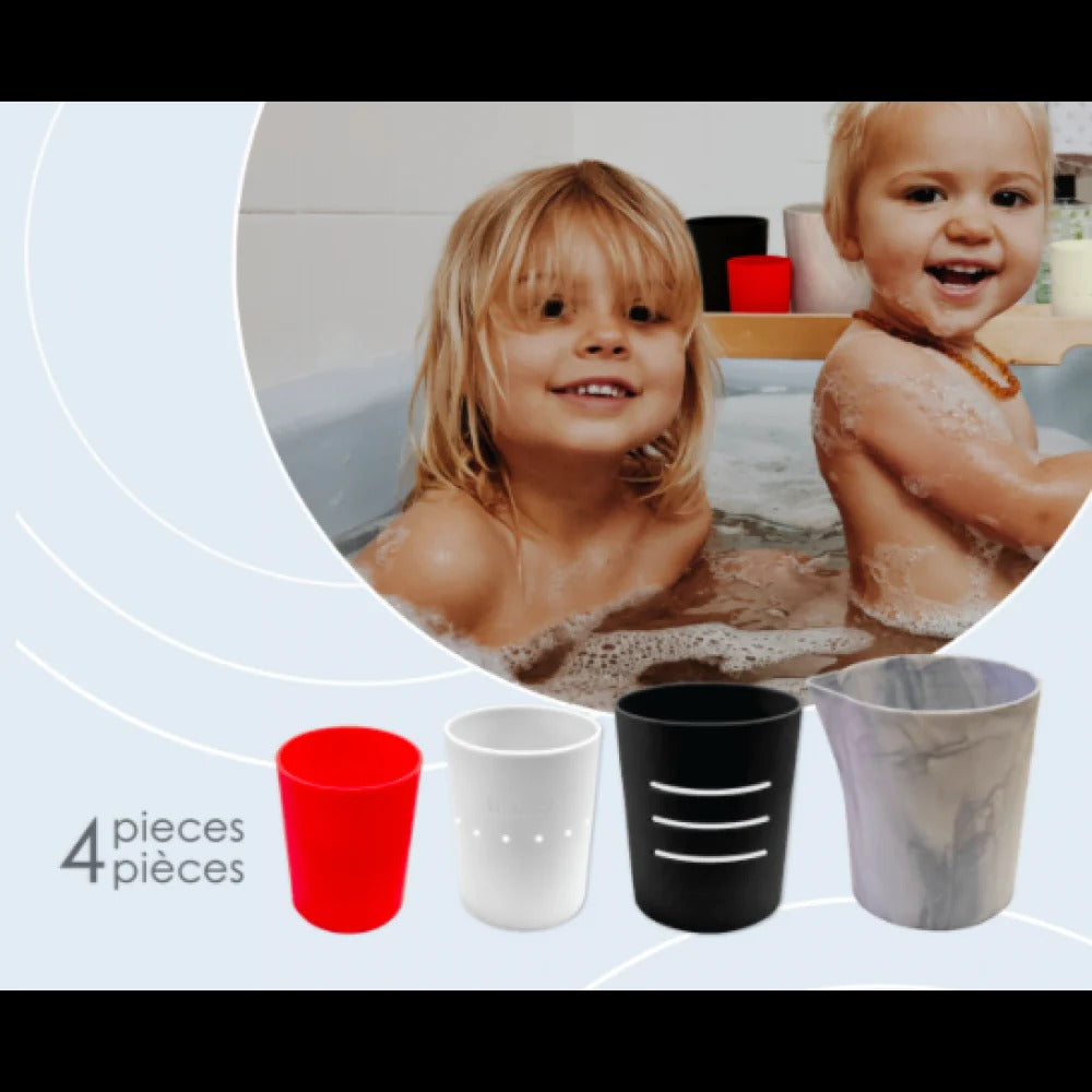 Tasses empilables en slilicone pour le bain