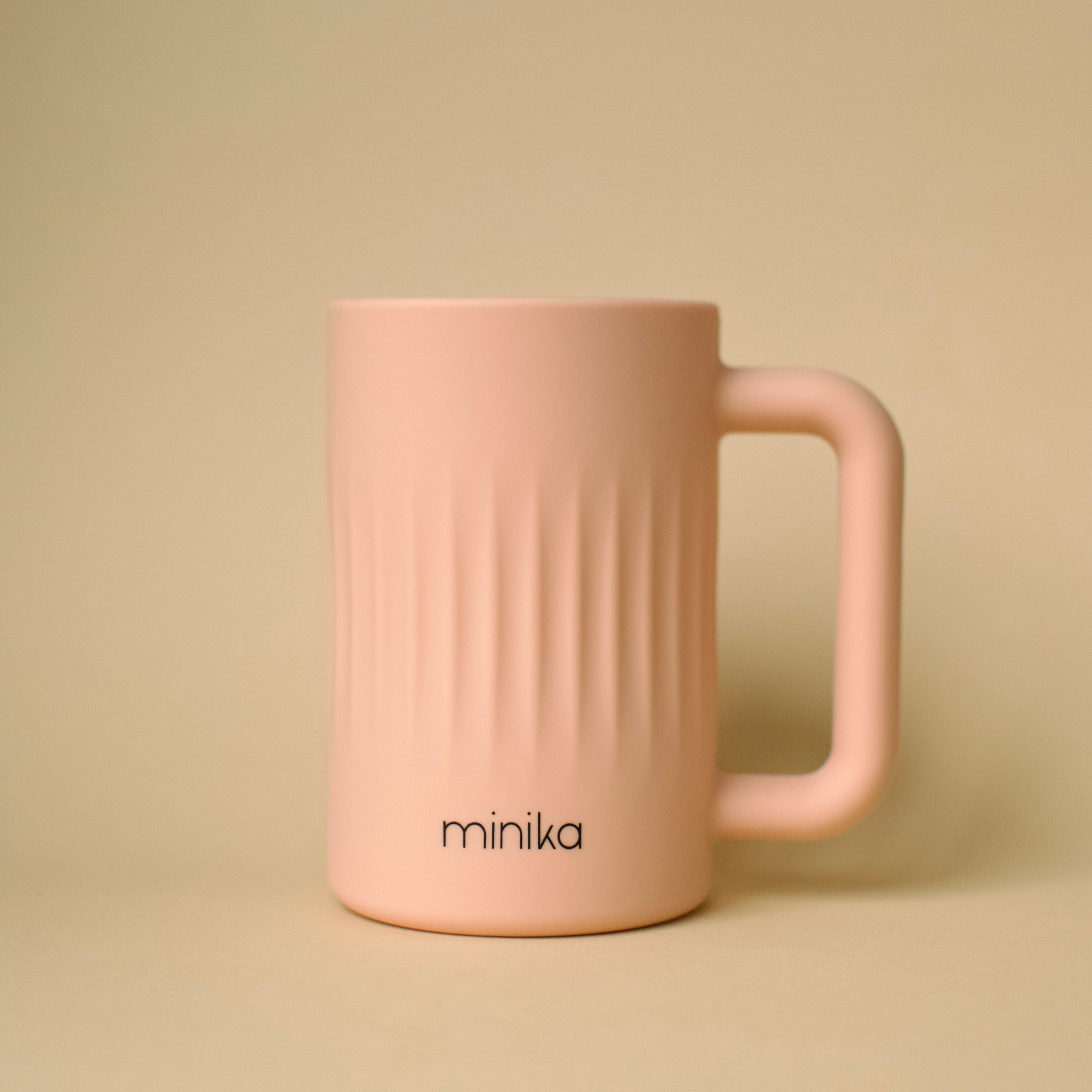 Tasse de rinçage pour le bain