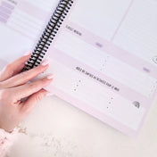 Agenda 4e édition _ non-daté -Lola