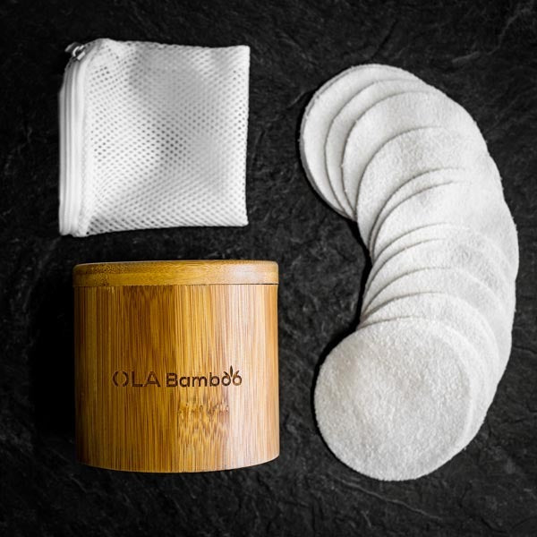 Coffret en bambou et tampons démaquillants réutilisables