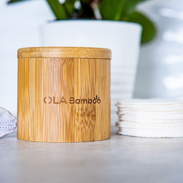 Coffret en bambou et tampons démaquillants réutilisables
