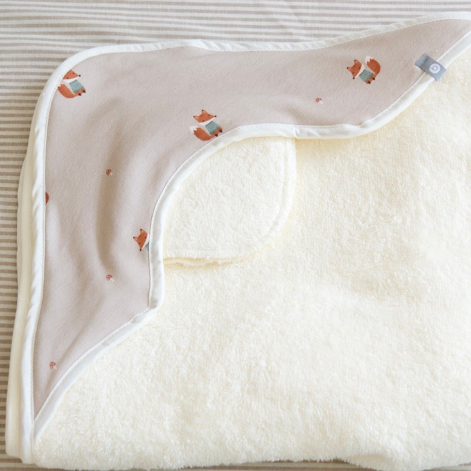 Serviette de bain pour bébé