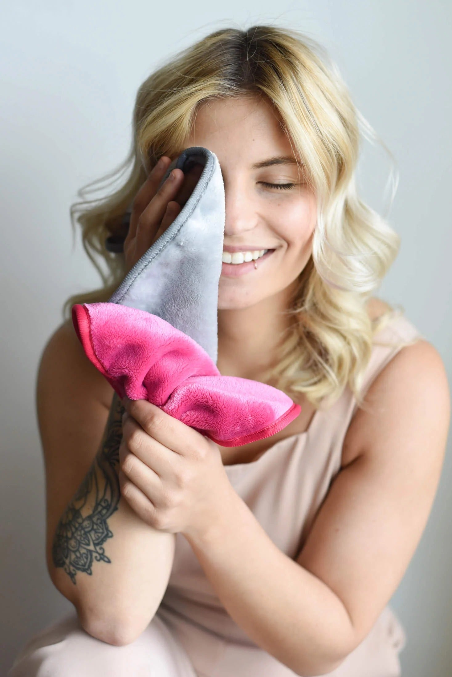 Lingettes démaquillantes en microfibre