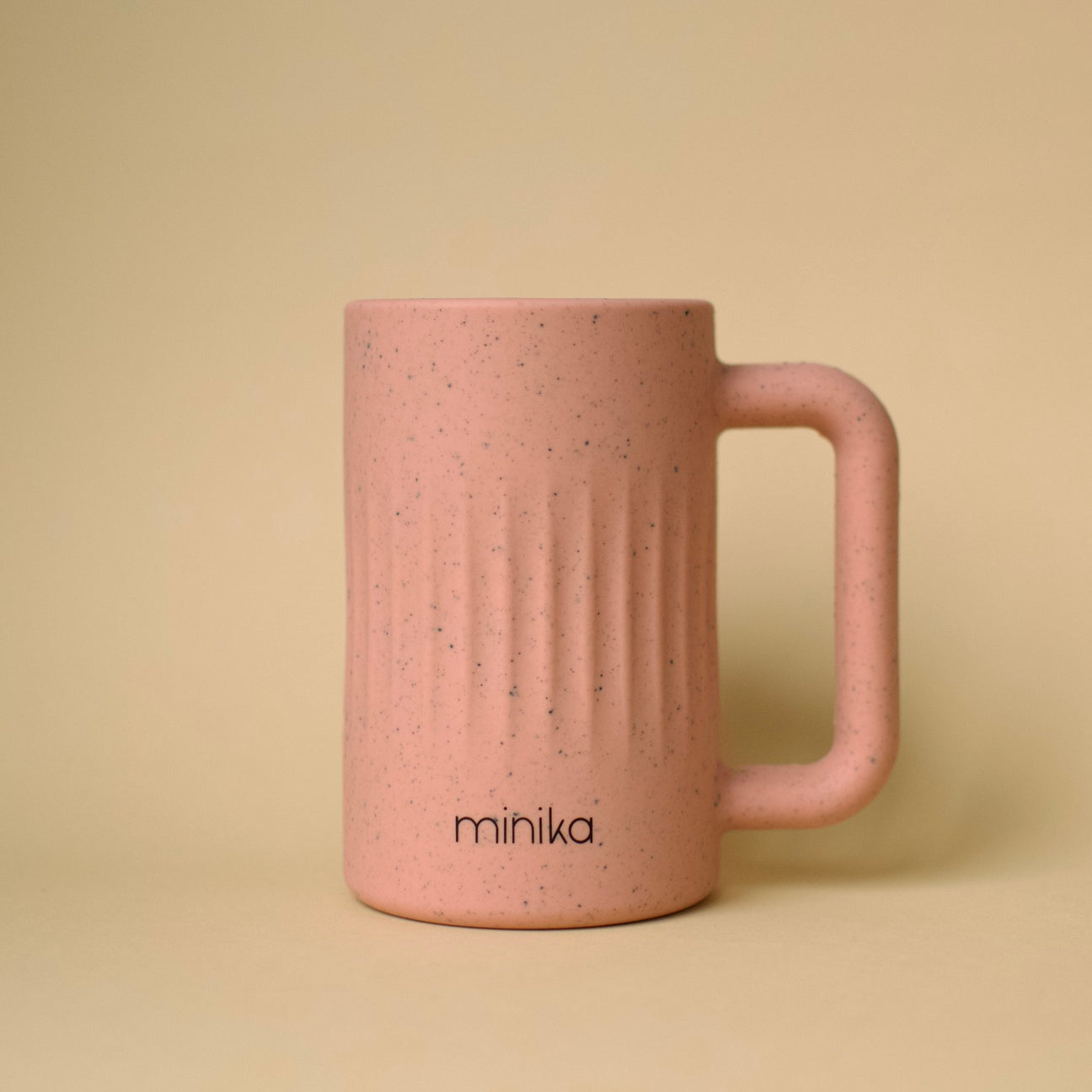 Tasse de rinçage pour le bain