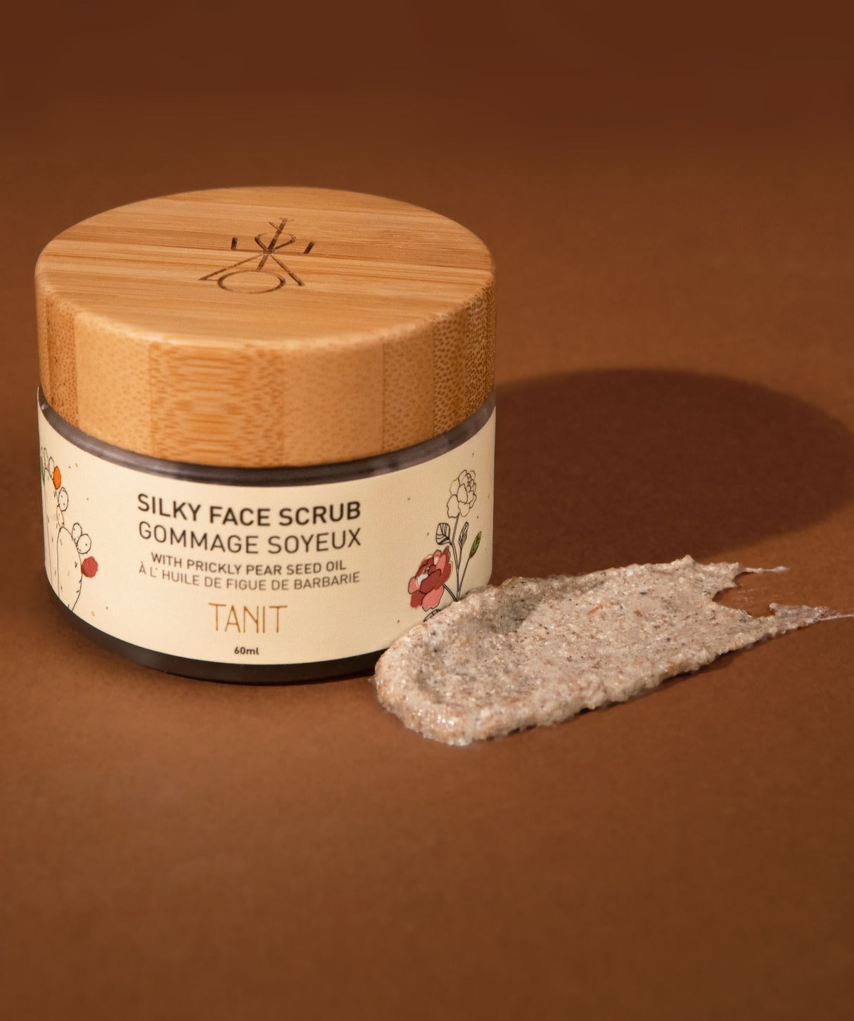 Le gommage soyeux pour le visage
