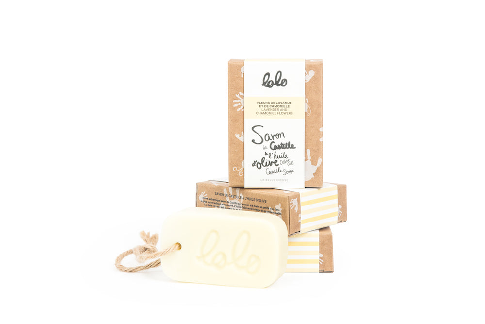 SAVON DE CASTILLE À L’HUILE D’OLIVE SAVON DE CASTILLE À L’HUILE D’OLIVE FLEURS DE LAVANDE ET DE CAMOMILLE