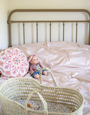 Poupée Bébé Rose en pyjama