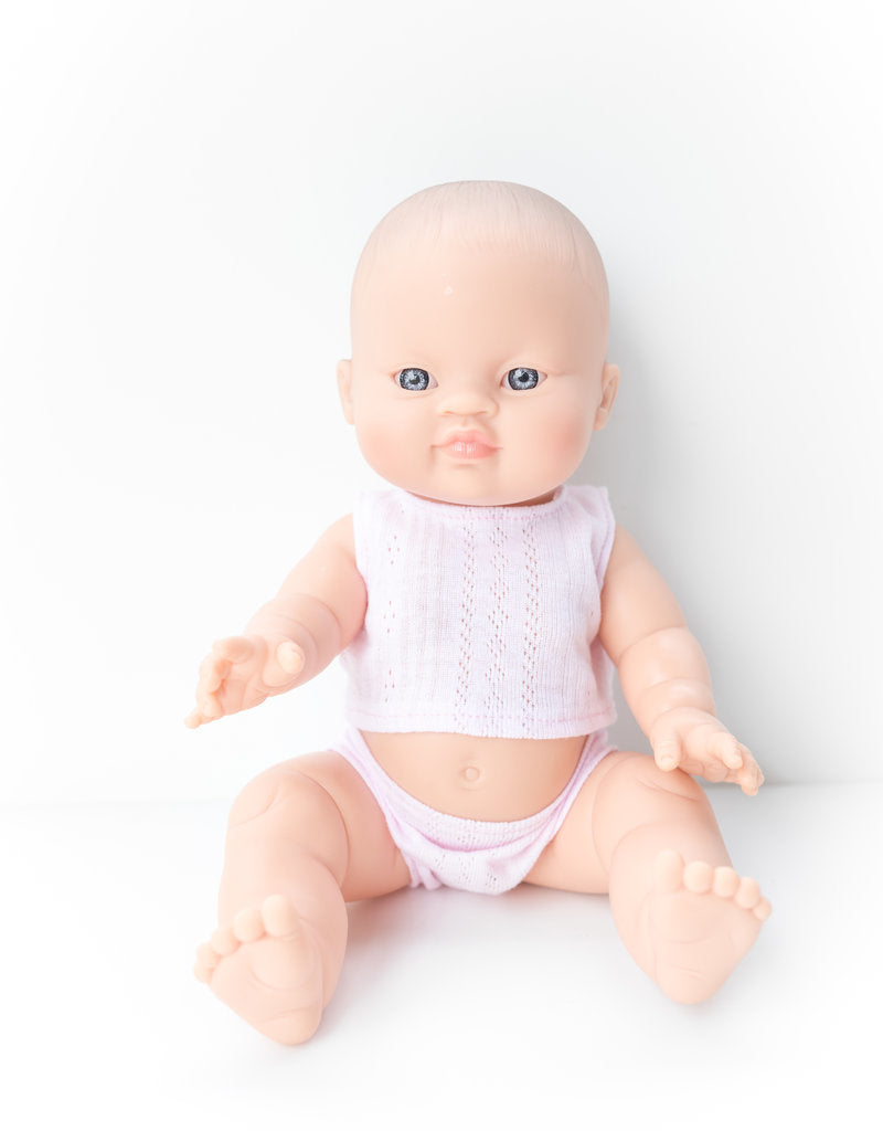 Poupée Bébé Lily en pyjama