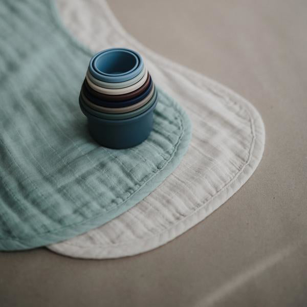 Jouet de tasses empilables  Forêt