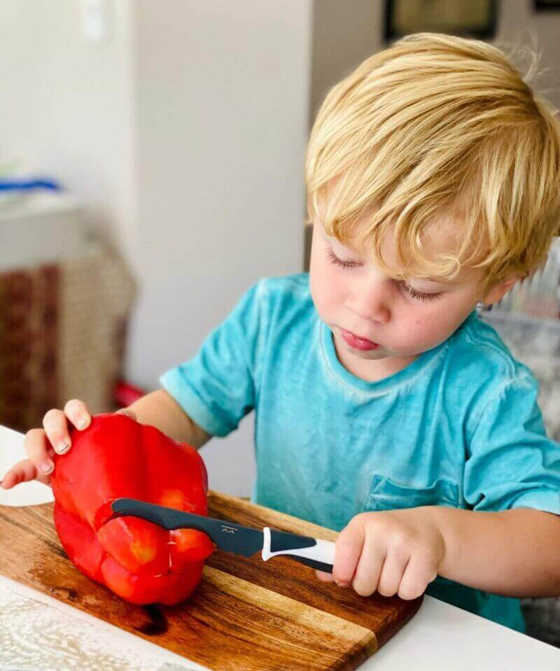 KiddiKutter, Le couteau qui NE coupe pas les doigts